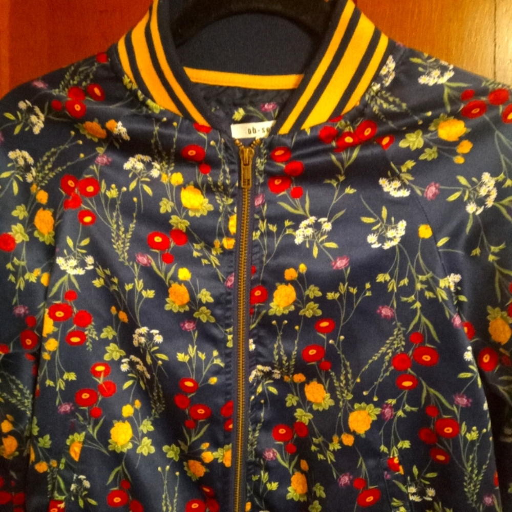 Girls bomber size M